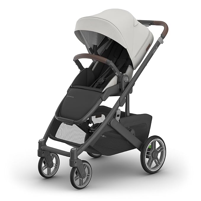 Cruz V3 Stroller | Pearl Gray Jacquard/Carbon Frame/Chestnut Leather