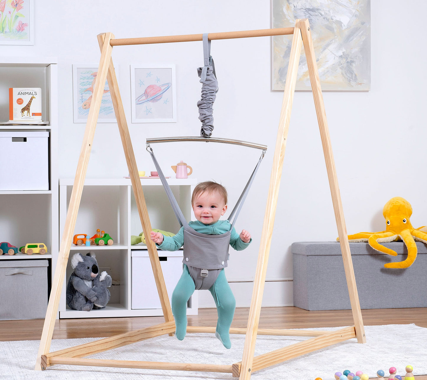 Tulip - Foldable Baby Bouncer with Harness