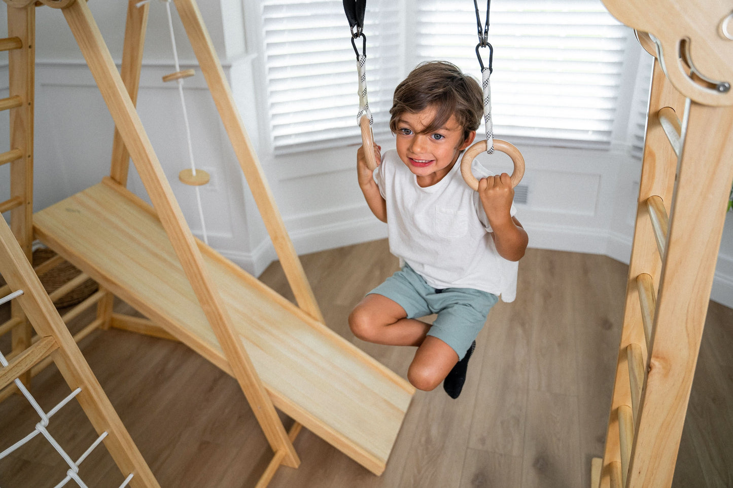 Chestnut - 8-in-1 Indoor Jungle Gym for Toddlers