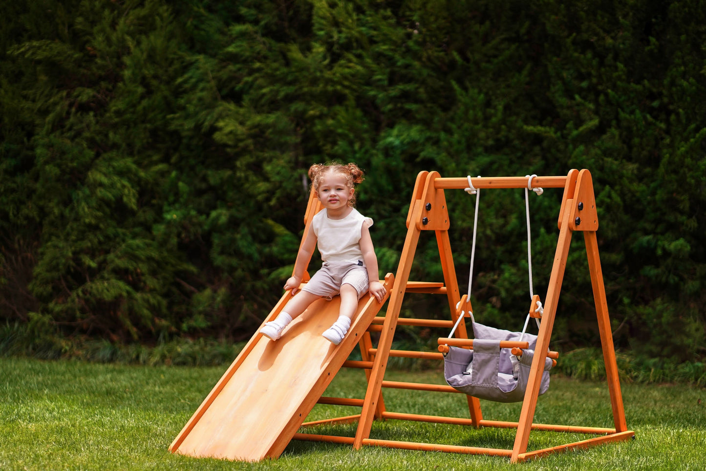 Juniper Outdoor - Indoor Folding Playset