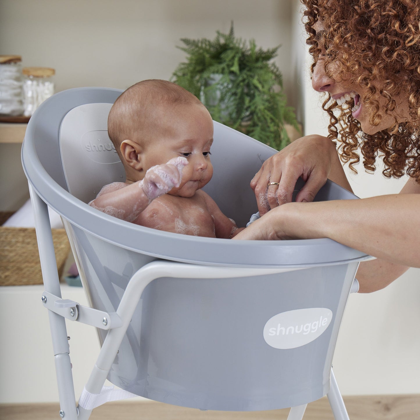 Shnuggle Baby Bath | Newborn baby bath Support with Bum Bump | Compact Bathtub for babies | Bath Seat Suitable from Birth