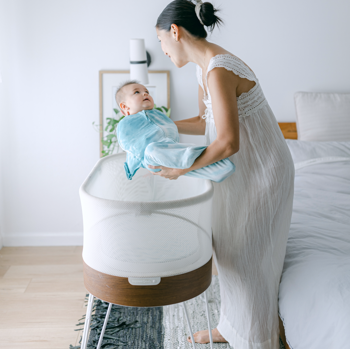 SNOO Smart Sleeper Bassinet